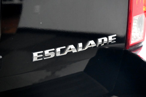 Used 2011 Cadillac Escalade ESV Luxury image 14