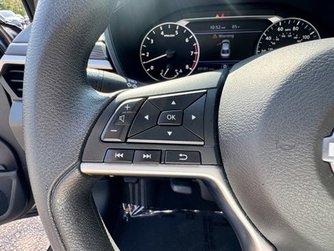 Used 2024 Nissan Altima 2.5 SV image 20