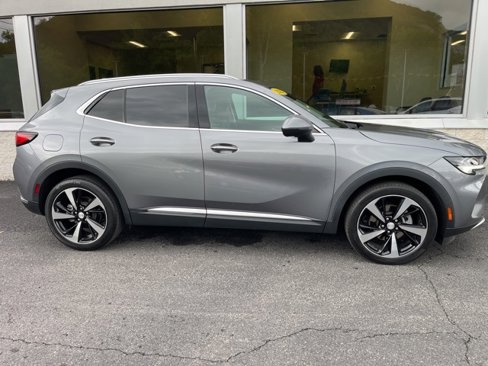 Used 2021 Buick Envision Essence w/ Technology Package I image 4