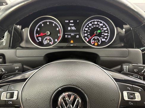 Used 2015 Volkswagen Golf SEL image 24