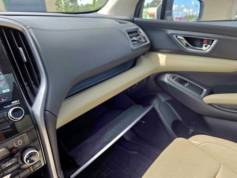Used 2020 Subaru Ascent Limited w/ Technology Package image 36
