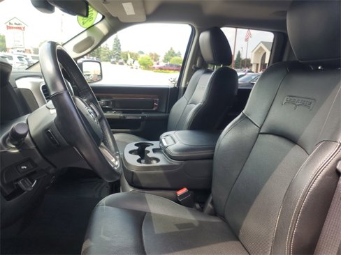 Used 2016 RAM 1500 Laramie w/ Convenience Group image 12