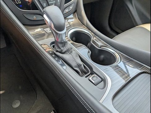 Used 2019 Buick Envision Essence image 18