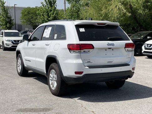 Used 2020 Jeep Grand Cherokee Laredo image 5