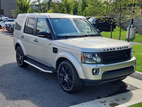 Used 2015 Land Rover LR4 HSE image 10