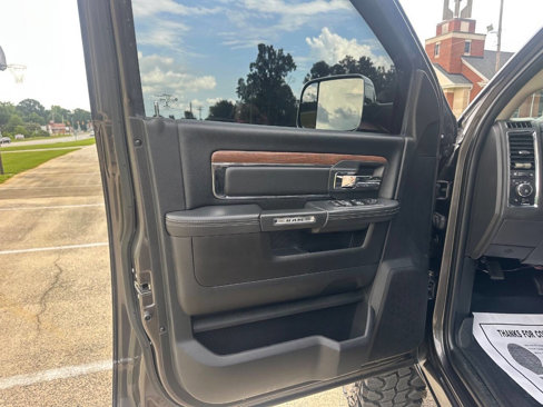 Used 2018 RAM 2500 Laramie image 12