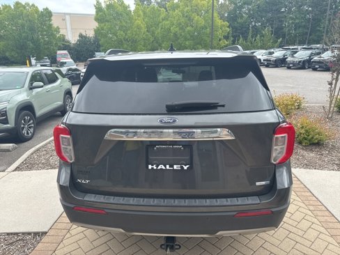 Used 2020 Ford Explorer XLT w/ Equipment Group 202A image 5