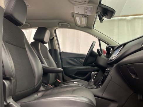 Used 2019 Buick Encore Preferred image 11