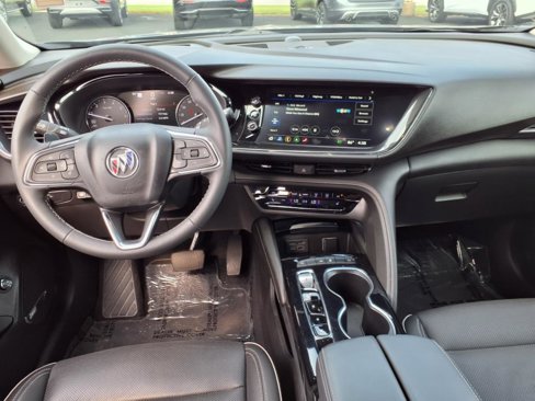 Used 2022 Buick Envision Essence w/ Technology Package I image 14