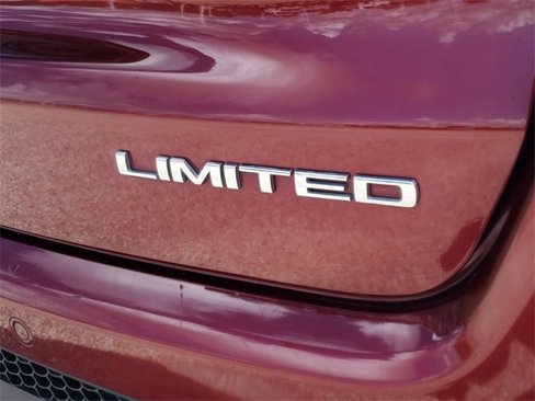 Used 2022 Jeep Compass Limited image 5