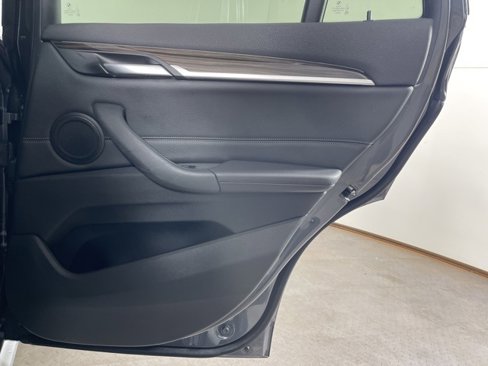 Used 2018 BMW X1 xDrive28i image 14