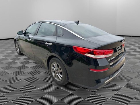 Used 2020 Kia Optima LX image 7