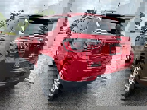 New 2025 Jeep Compass Sport image 8