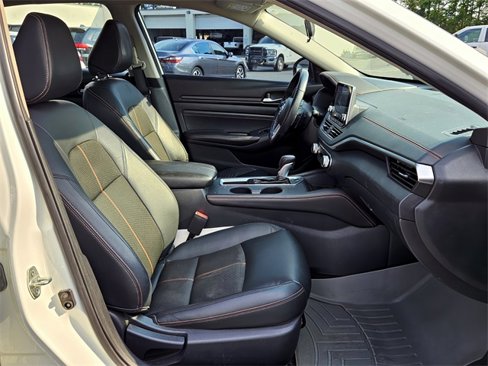 Used 2020 Nissan Altima 2.5 SR image 15