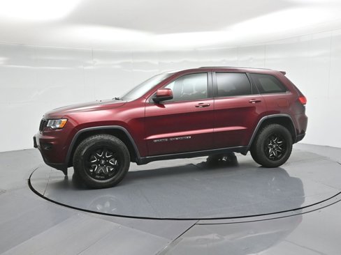 Used 2017 Jeep Grand Cherokee Laredo image 31