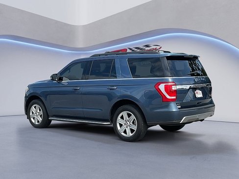 Certified 2020 Ford Expedition XLT w/ Equipment Group 202A image 7