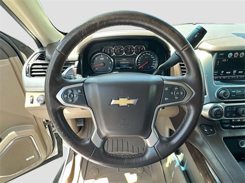 Used 2018 Chevrolet Suburban LT image 11
