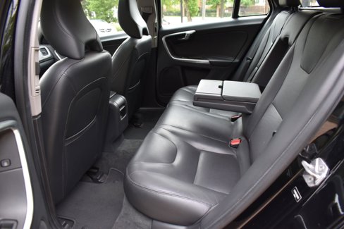 Used 2016 Volvo V60 T5 Premier image 35