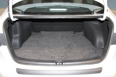 Used 2023 Toyota Corolla XSE image 43