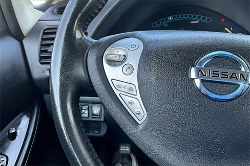 Used 2014 Nissan Leaf SL w/ Premium Package image 20
