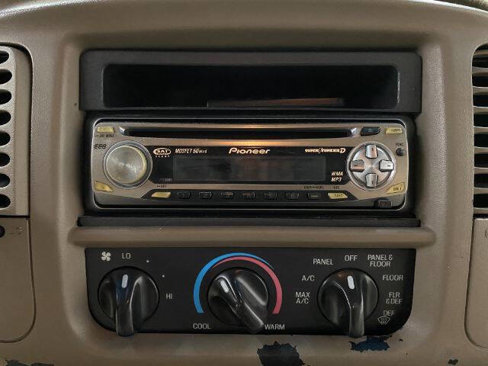 Used 2001 Ford F150 XLT image 20