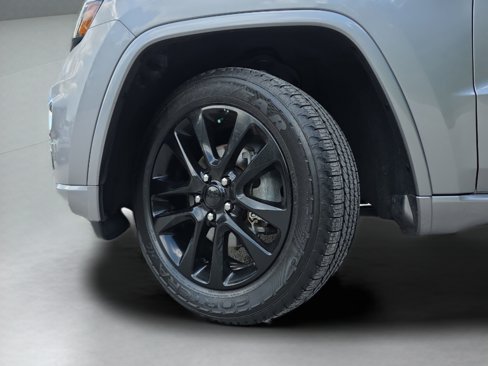 Used 2019 Jeep Grand Cherokee Altitude image 64