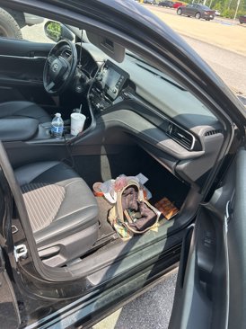 Used 2023 Toyota Camry SE image 8