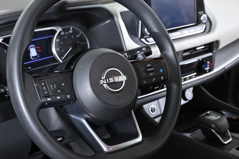 Certified 2023 Nissan Rogue SV image 14