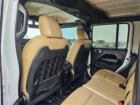 Used 2018 Jeep Wrangler Unlimited Rubicon image 12
