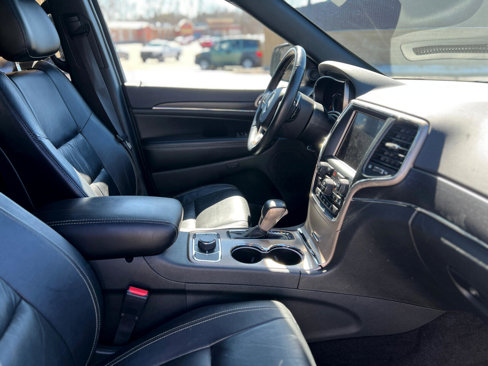 Used 2016 Jeep Grand Cherokee Limited image 37