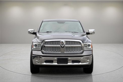 Used 2014 RAM 1500 Laramie w/ Convenience Group image 9