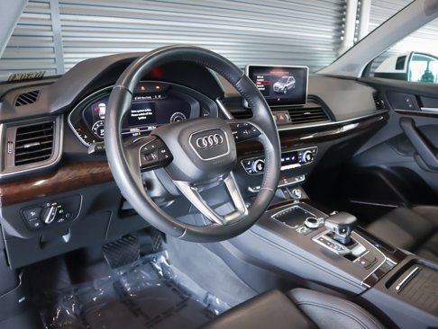 Used 2019 Audi Q5 2.0T Premium Plus image 14