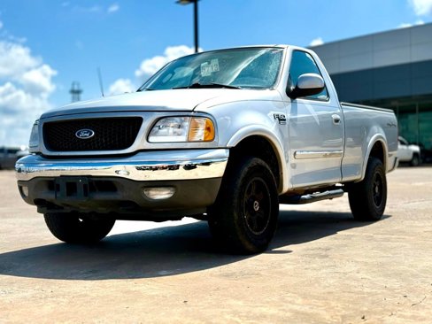 Used 2003 Ford F150 XLT image 4