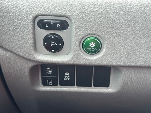 Used 2019 Honda Pilot LX image 30