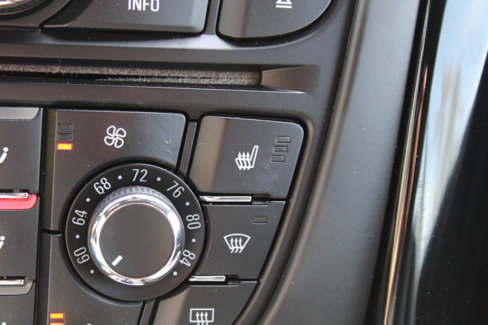 Used 2016 Buick Cascada Premium image 40