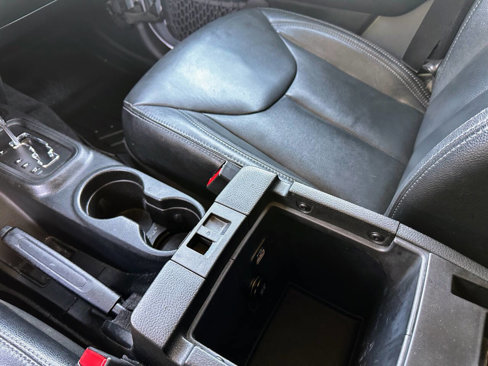 Used 2018 Jeep Wrangler Unlimited Sahara image 36