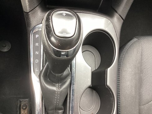 Used 2017 Chevrolet Cruze LT w/ Convenience Package image 17