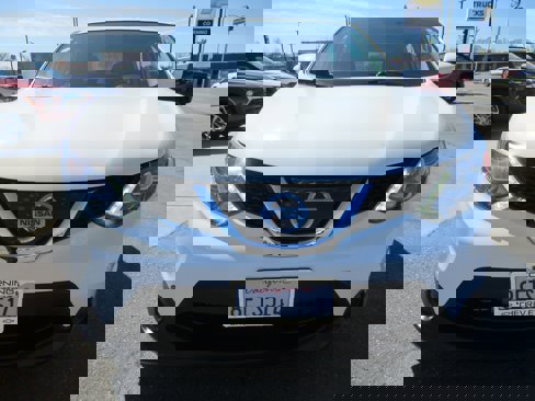 Used 2018 Nissan Rogue Sport S w/ S Appearance Package image 3