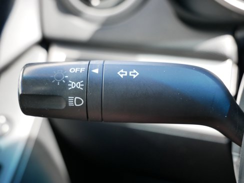 Used 2013 MAZDA MAZDA3 i Sport image 19
