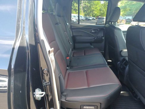 Used 2018 Honda Ridgeline Black Edition image 17