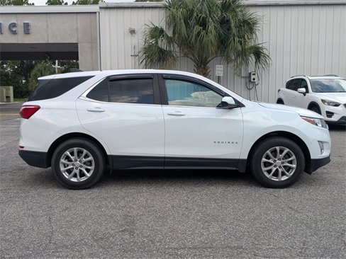 Used 2021 Chevrolet Equinox LT image 3