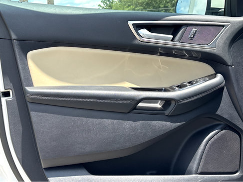 Used 2019 Ford Edge SEL w/ Equipment Group 201A image 15