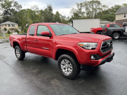 Used 2016 Toyota Tacoma SR5 image 3
