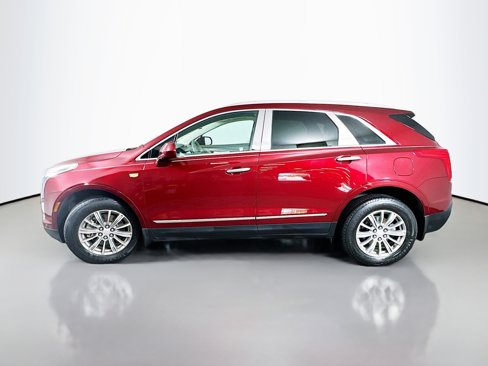 Used 2017 Cadillac XT5 Luxury w/ Driver Awareness Package image 4