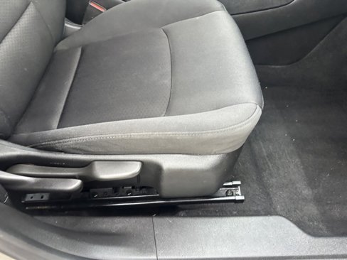 Used 2020 Chevrolet Malibu LT image 9