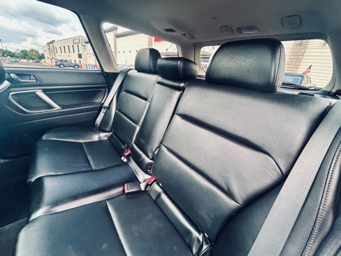 Used 2009 Subaru Outback 2.5i Limited image 21