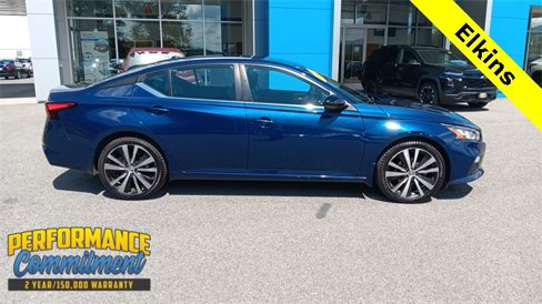 Used 2020 Nissan Altima 2.5 SR w/ Premium Package image 3
