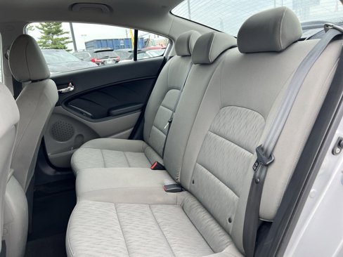 Used 2015 Kia Forte LX image 22
