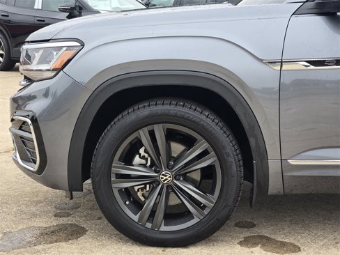 Used 2021 Volkswagen Atlas SE w/ Towing Package image 8