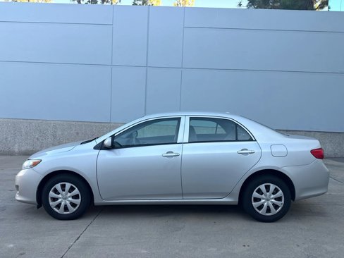 Used 2009 Toyota Corolla S image 2